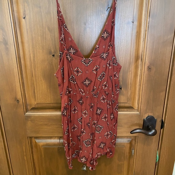 Red Bandana Romper - Picture 2 of 4